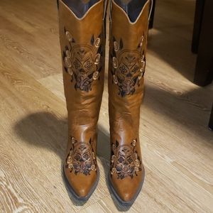 SOLD! Women's Roper Snip Toe Cowboy boots size 7.5